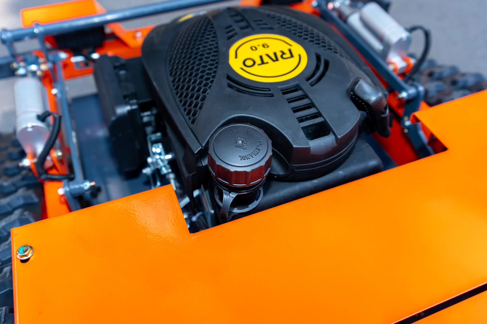 Fuel cap and engine cover on the AY-600