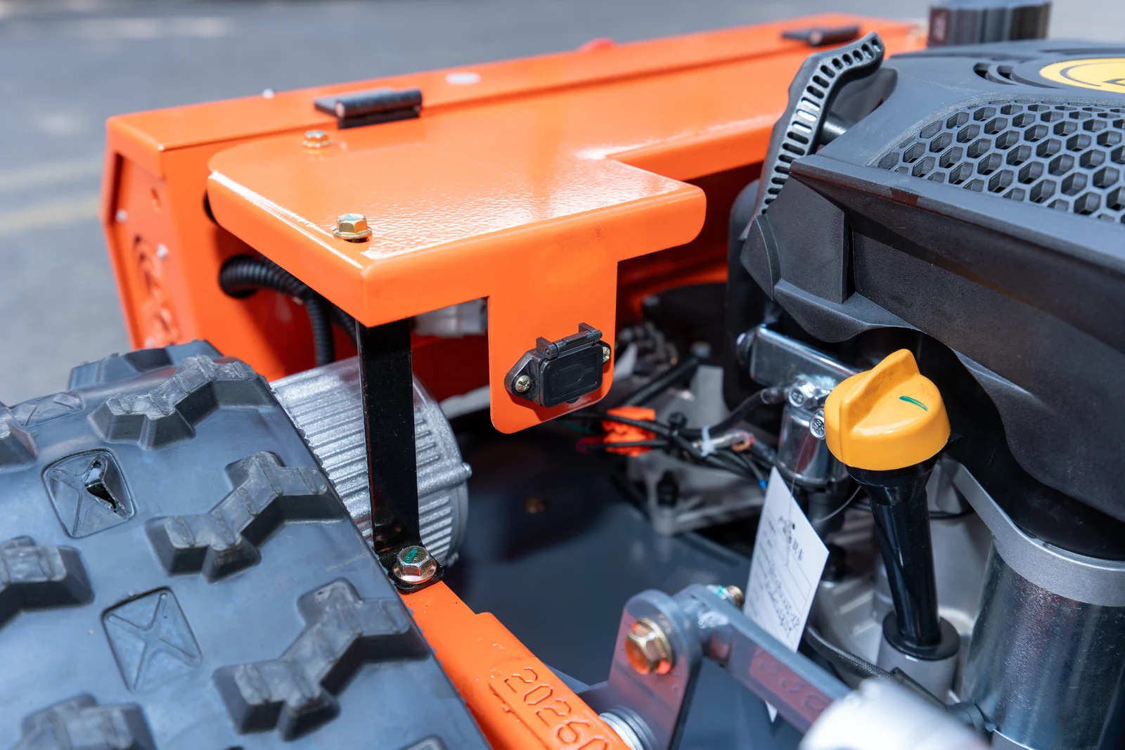 Side-mounted control switch beside the AY-600 engine